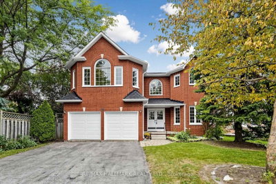 10 Driftwood Court, Richmond Hill, ON, photo 2