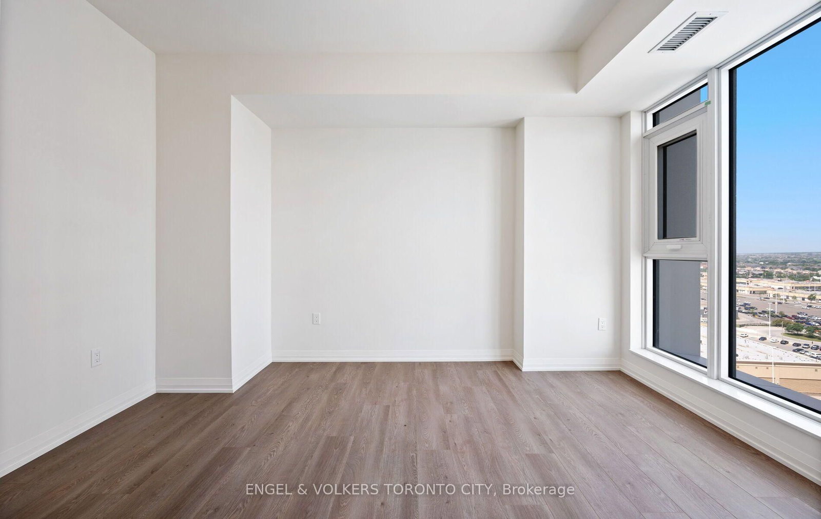 1603-8960 Jane St, Vaughan, view 34