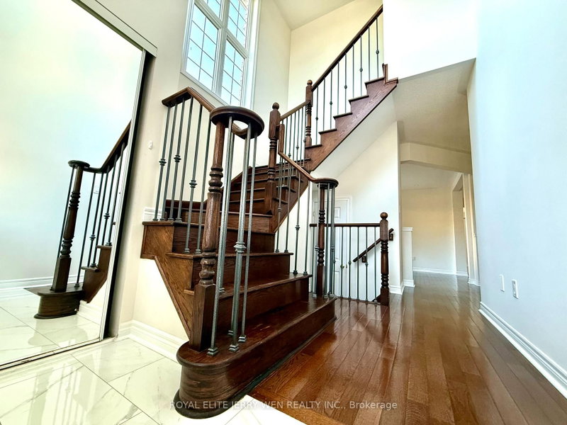 Main floor - 13 Herefordshire Crescent