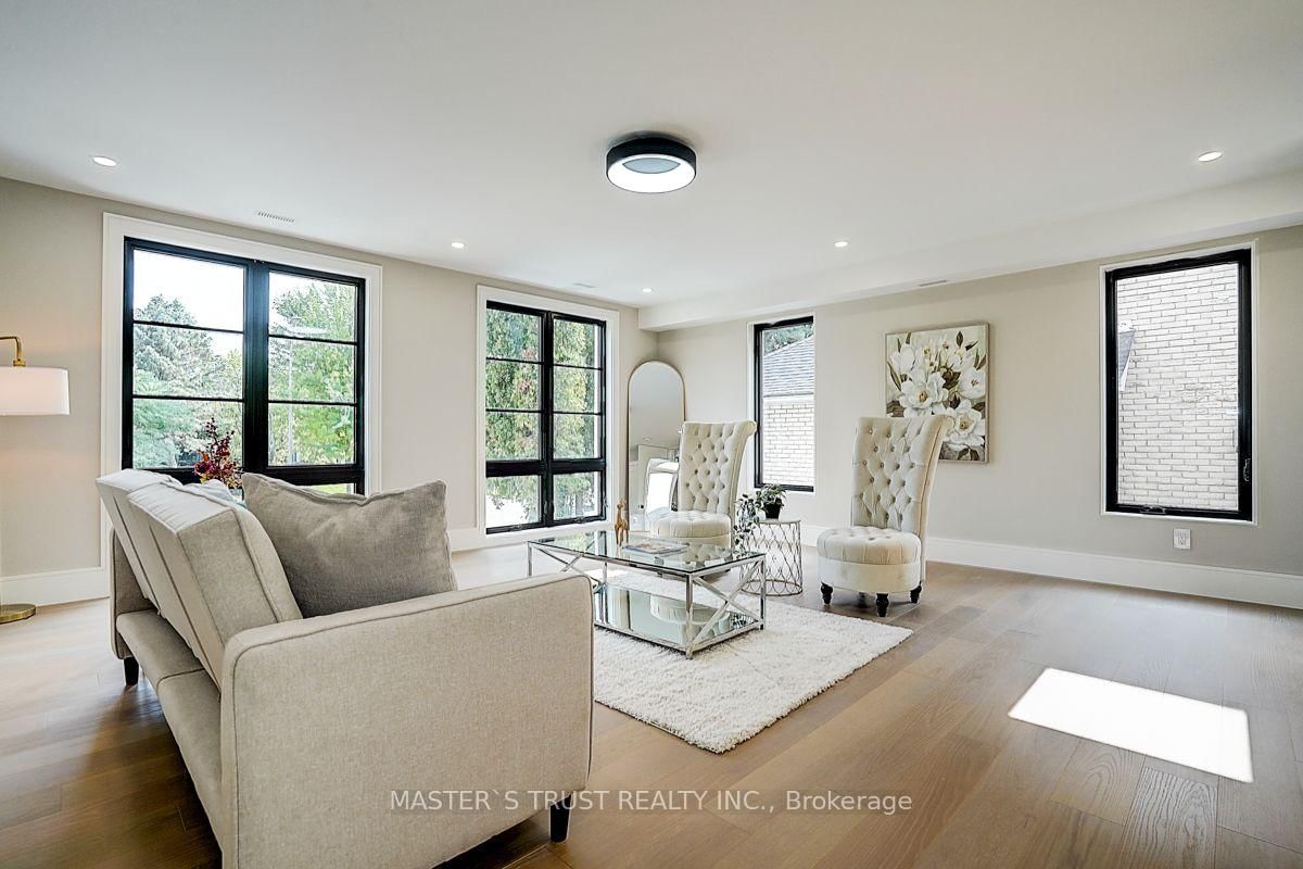 202 Carlton Road • Markham, ON photo 19