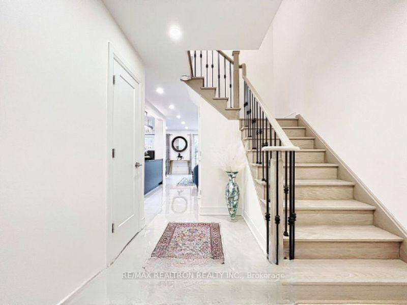 9 Checker Crt, Vaughan, view 20