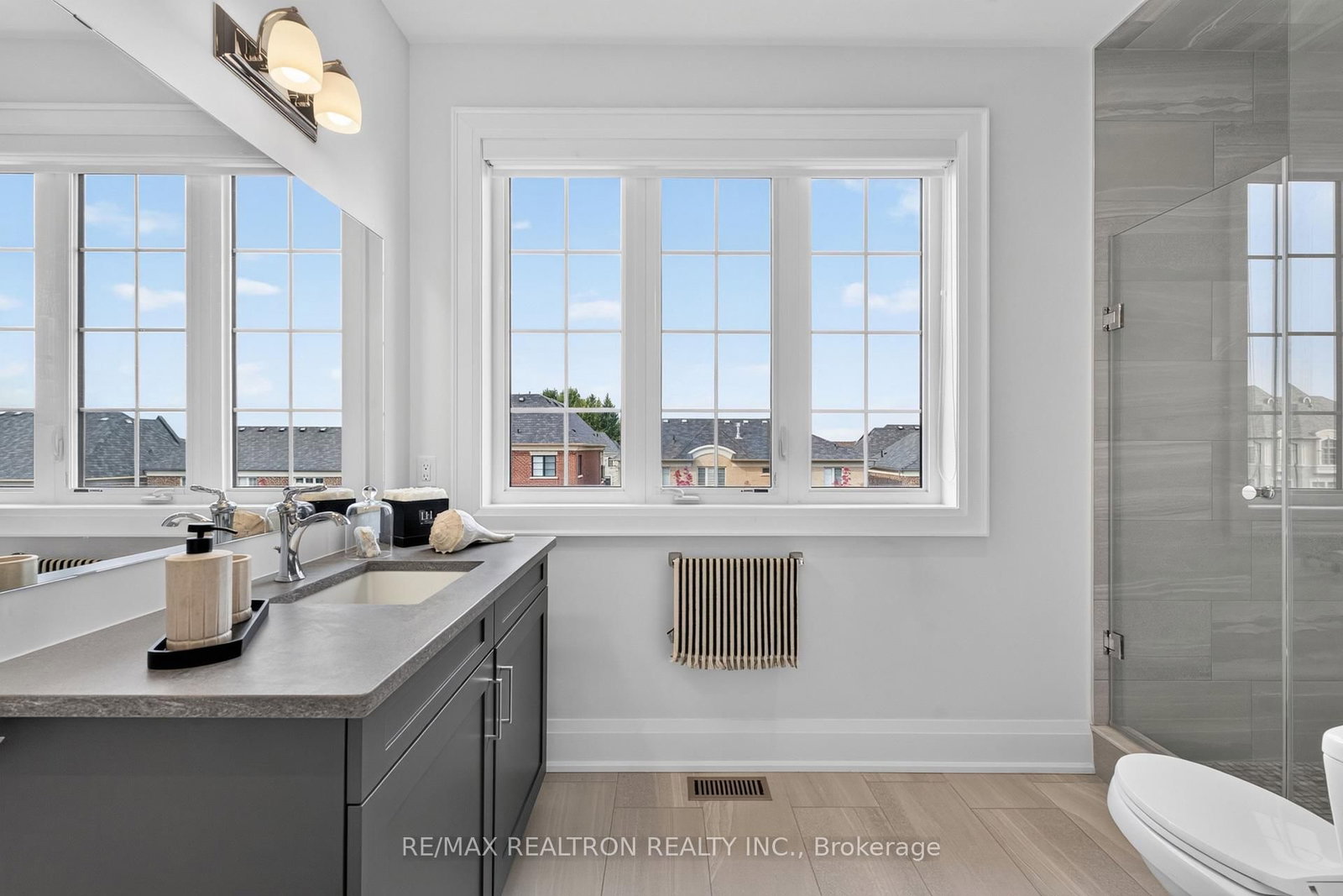 12 Mary Natasha Court • Vaughan, ON photo 31