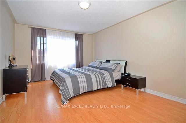 449 Lady Nadia Dr, Vaughan, view 9