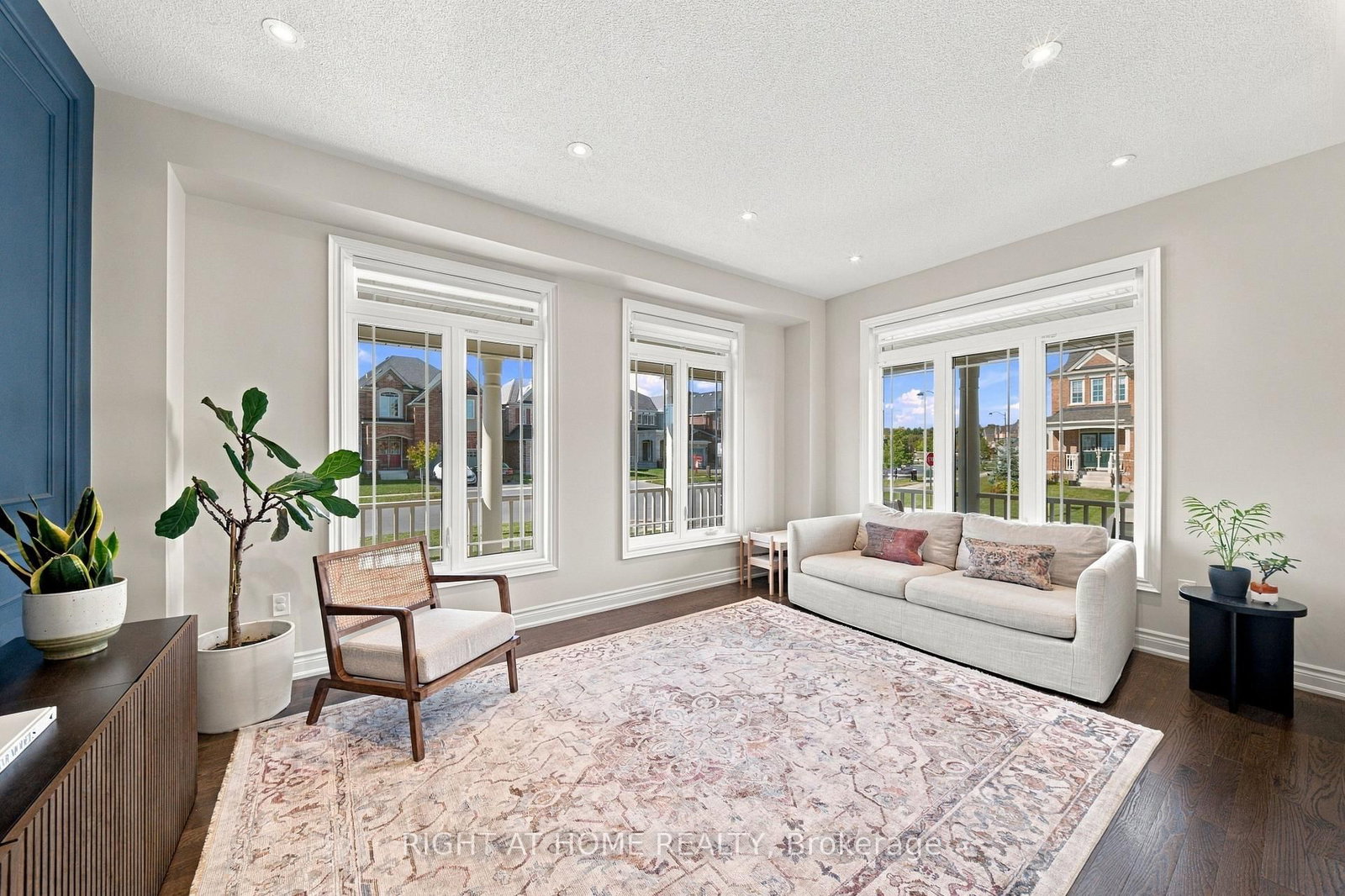218 Blue Dasher Boulevard • Bradford West Gwillimbury, ON photo 6