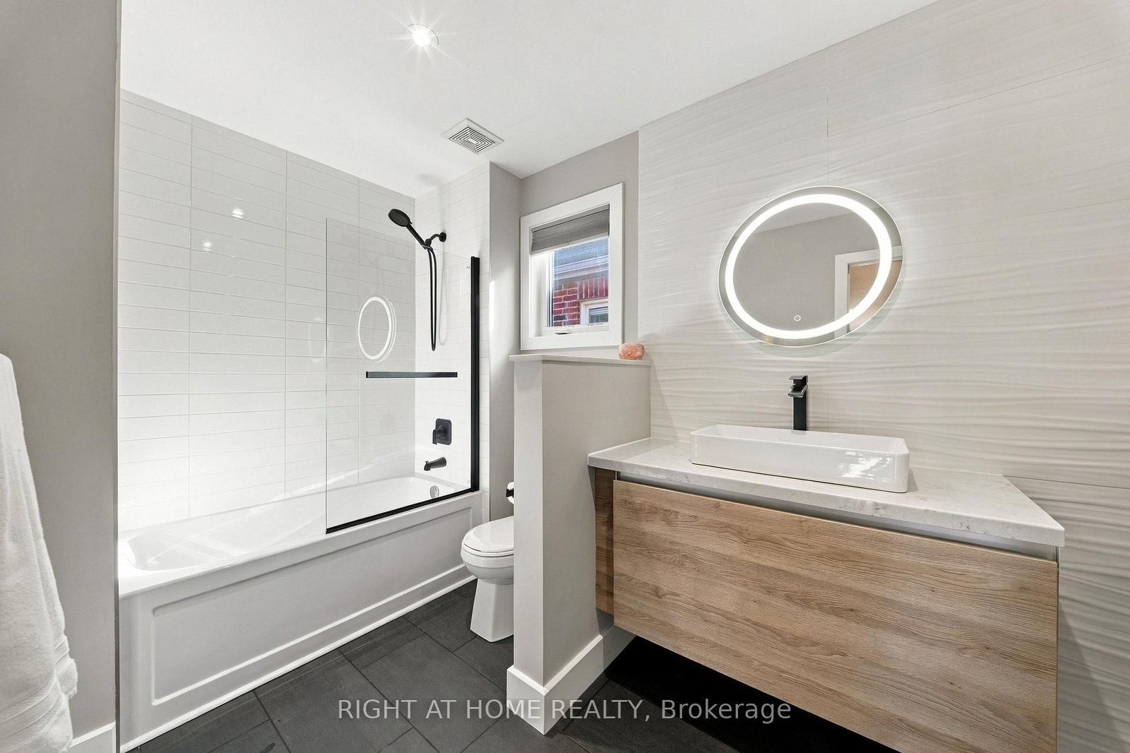 218 Blue Dasher Boulevard • Bradford West Gwillimbury, ON photo 31