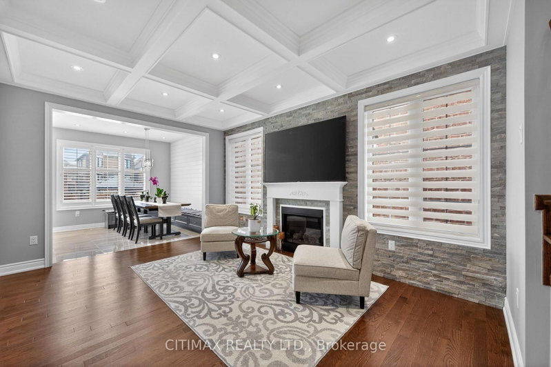 77 McMichael Ave photo 5