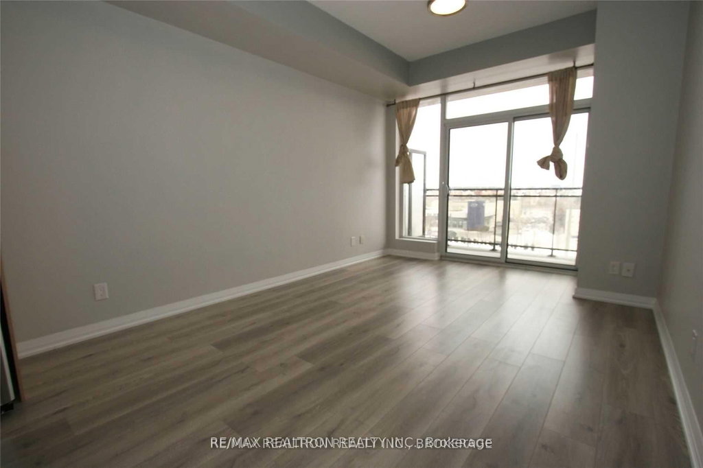 320 - 9500 Markham Road 5