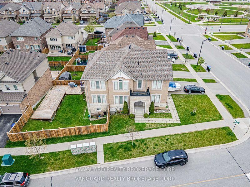 75 Treetops Blvd photo 3