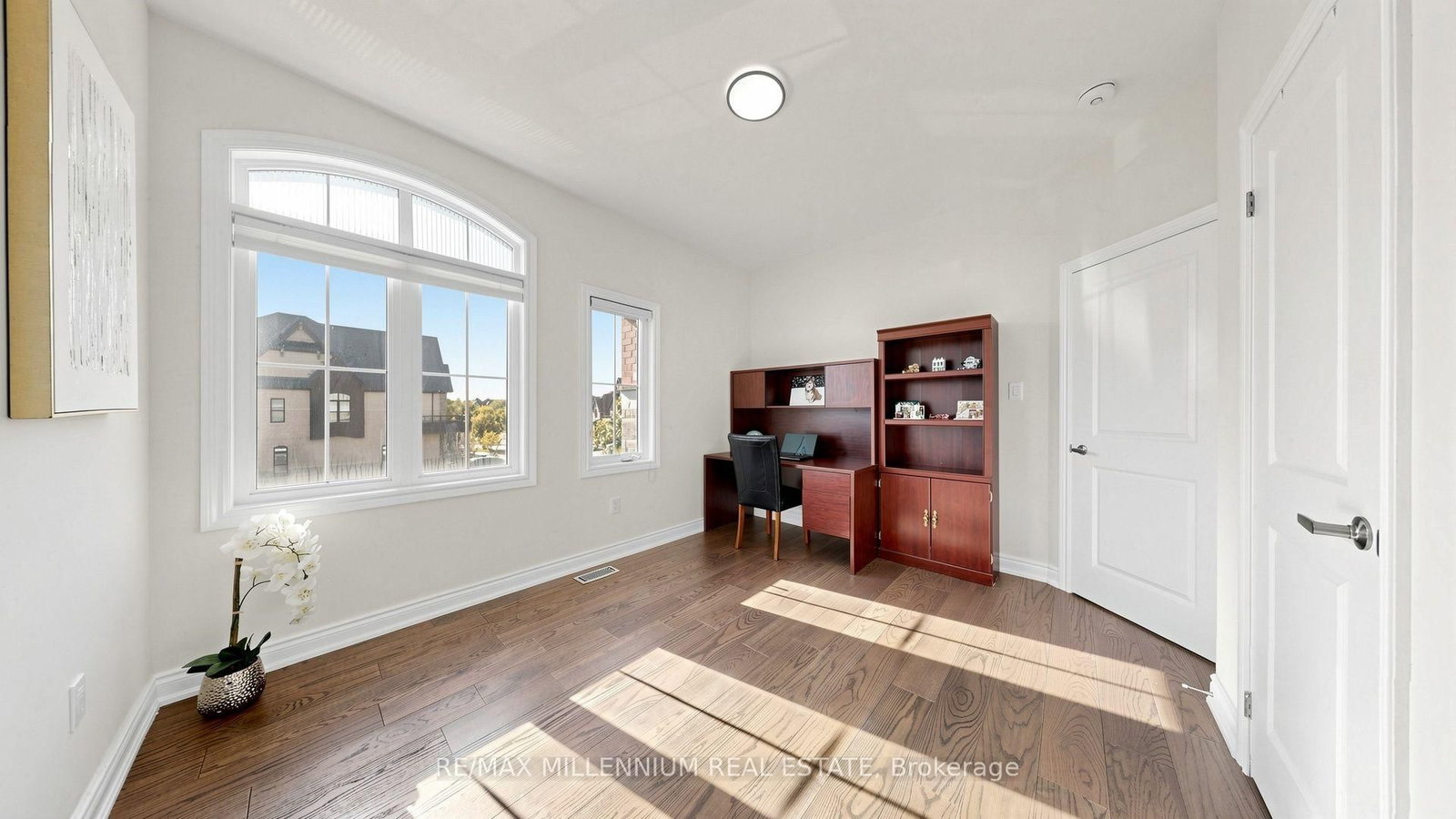 327 Mactier Drive • Vaughan, ON photo 40