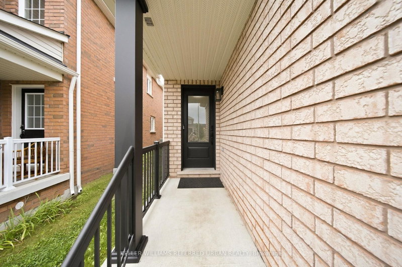 1201 Mary-Lou St photo 3