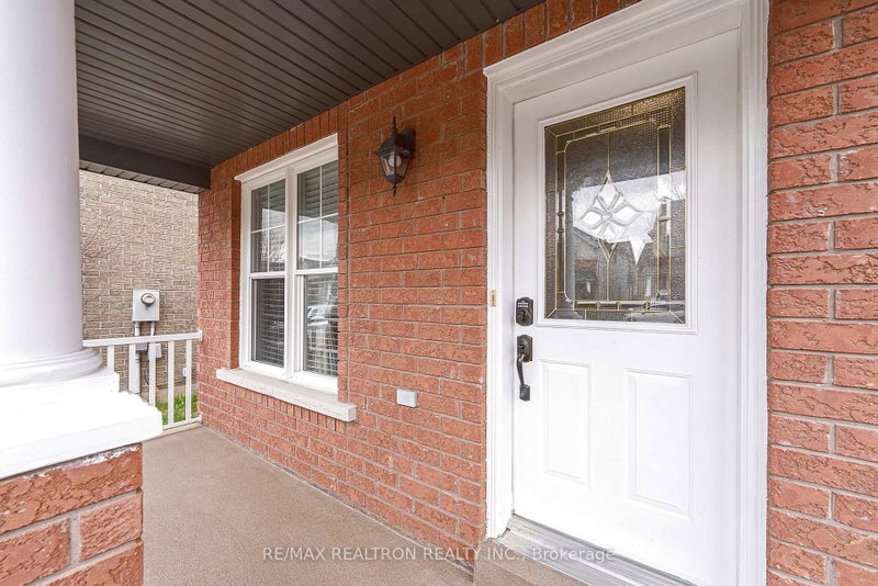15 Brumstead Dr N photo 3