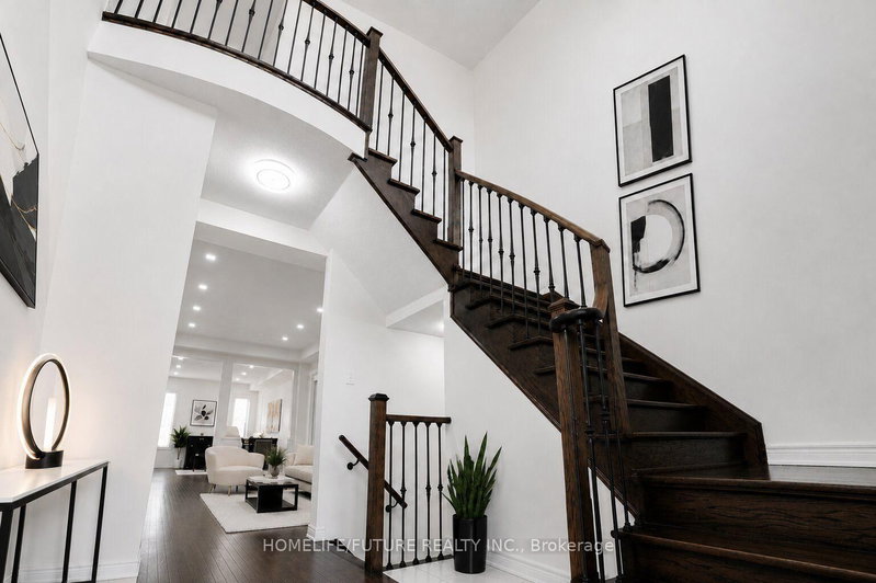 80 Henry Bauer Ave photo 4