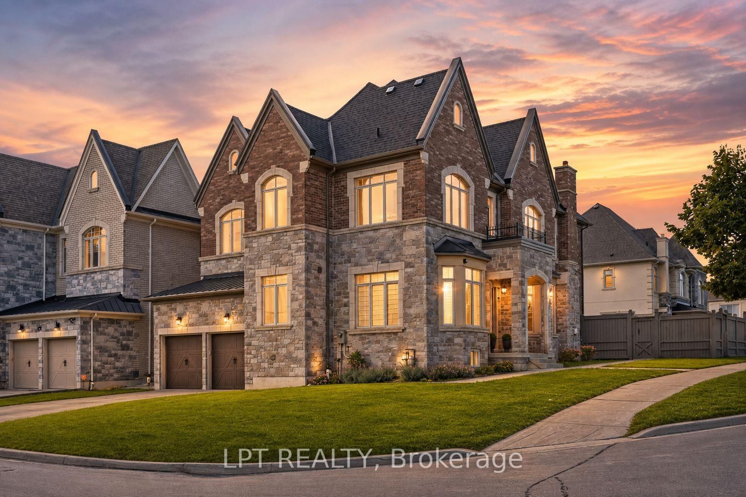 Detached House for sale at 90 Keatley Drive, Vaughan, Ontario, L6A 4Y3 - Patterson - MLS: N13875206