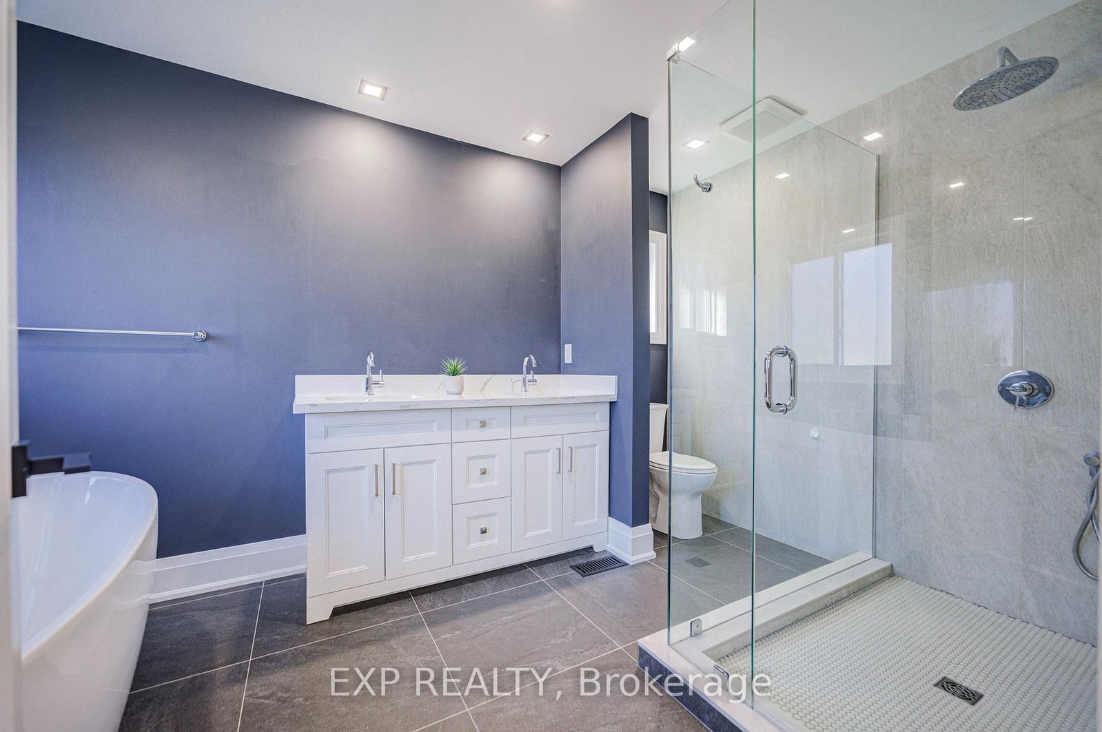 779 Mclaren Street • Newmarket, ON photo 26