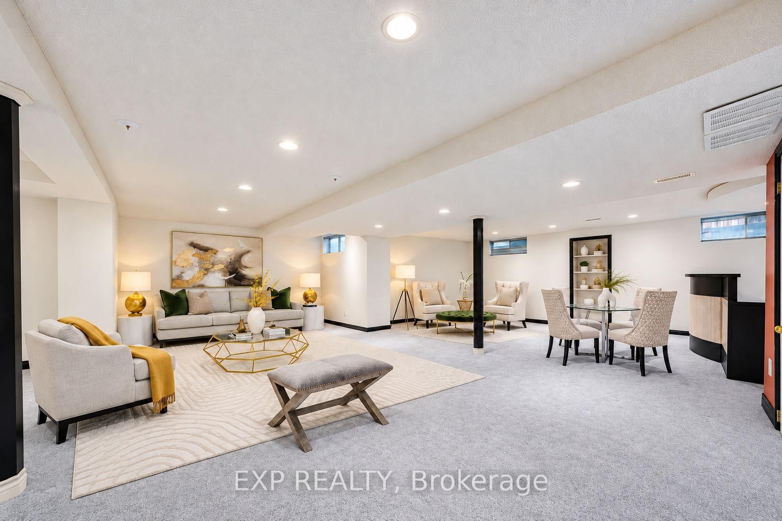 2 Shallmar Gardens • Richmond Hill, ON photo 34