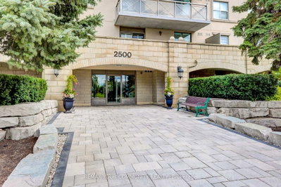 110-2500 Rutherford Road, Vaughan, ON, photo 2