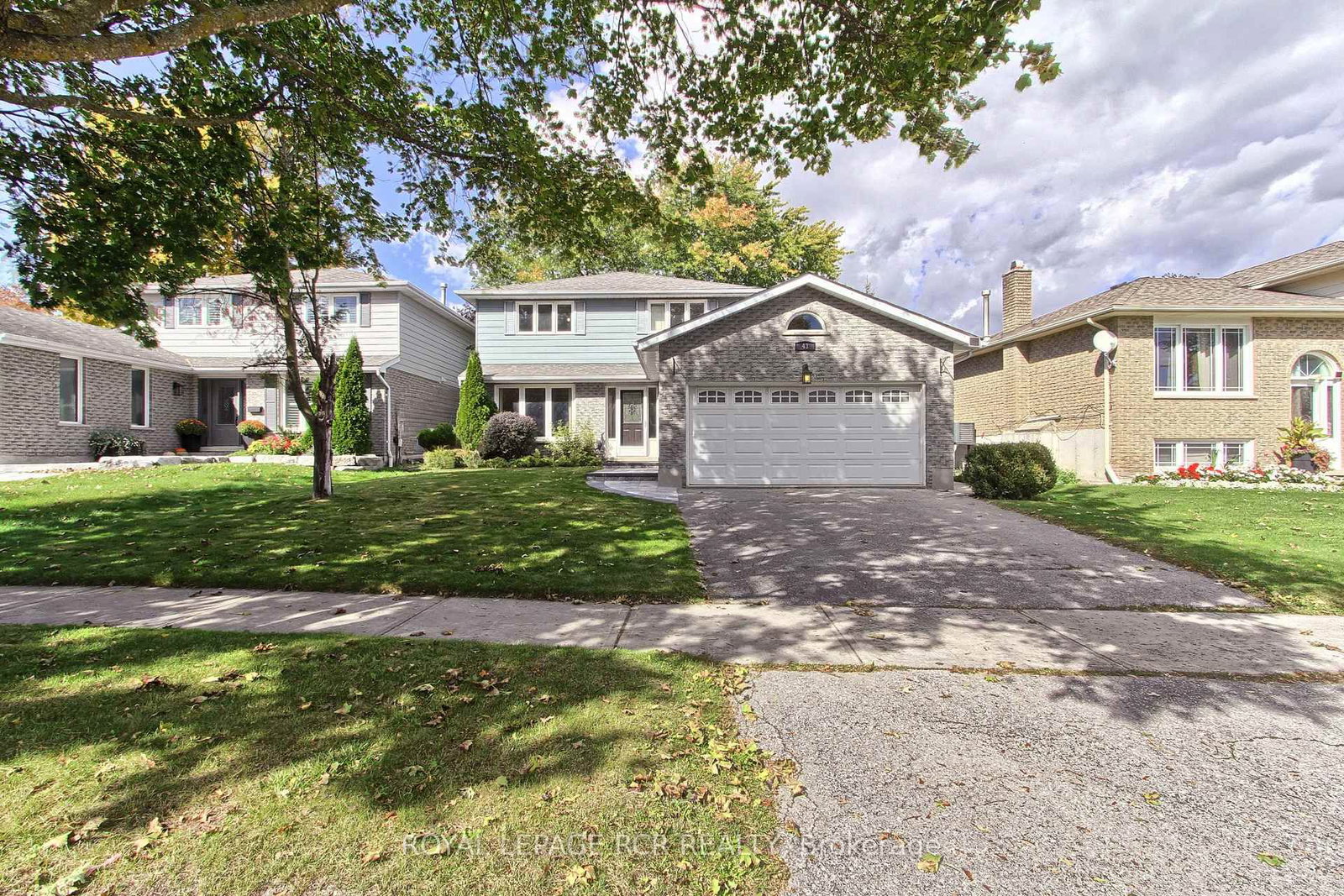 43 Crown Crescent photo 2