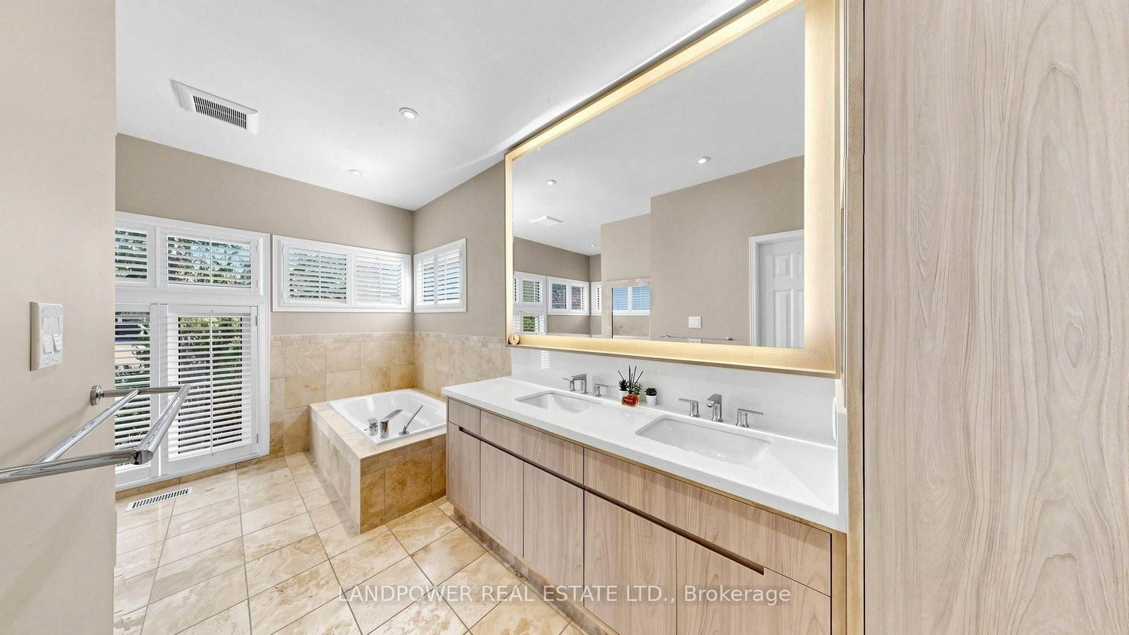 2 Ambleside Crescent • Markham, ON photo 24