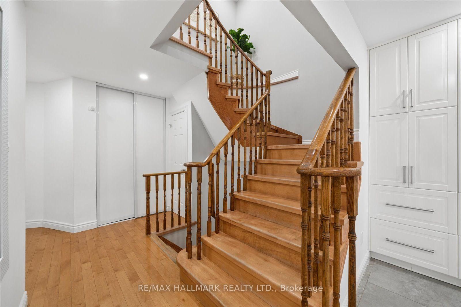 67 Chilmar Cres, Vaughan, view 6