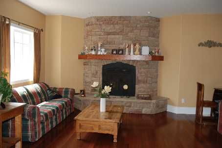 39 Vanderpost Cres, Essa, L0L2N0 | Image 2