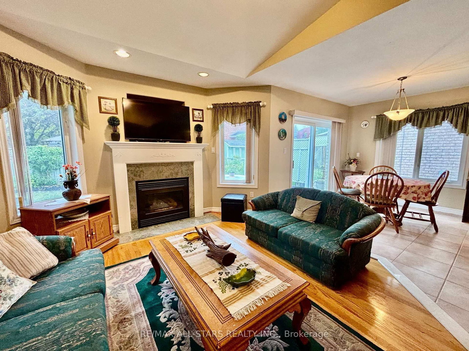 87 Lori Ave, Whitchurch-Stouffville, view 17