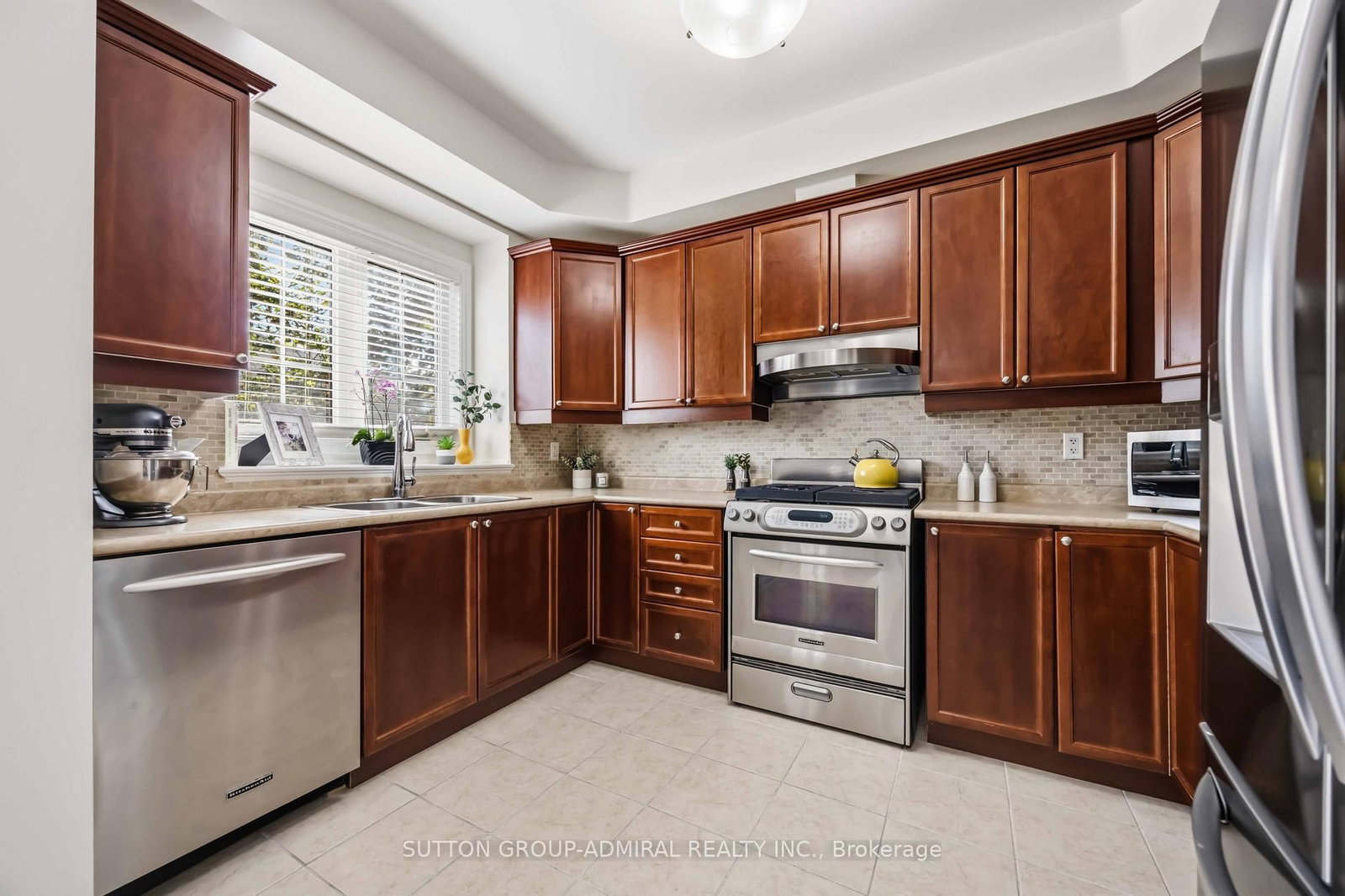 71 Puccini Drive • #4 • Richmond Hill, ON photo 11