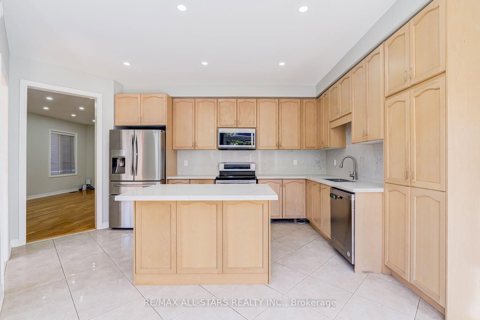 106 Creekland Ave, Whitchurch-Stouffville, view 14