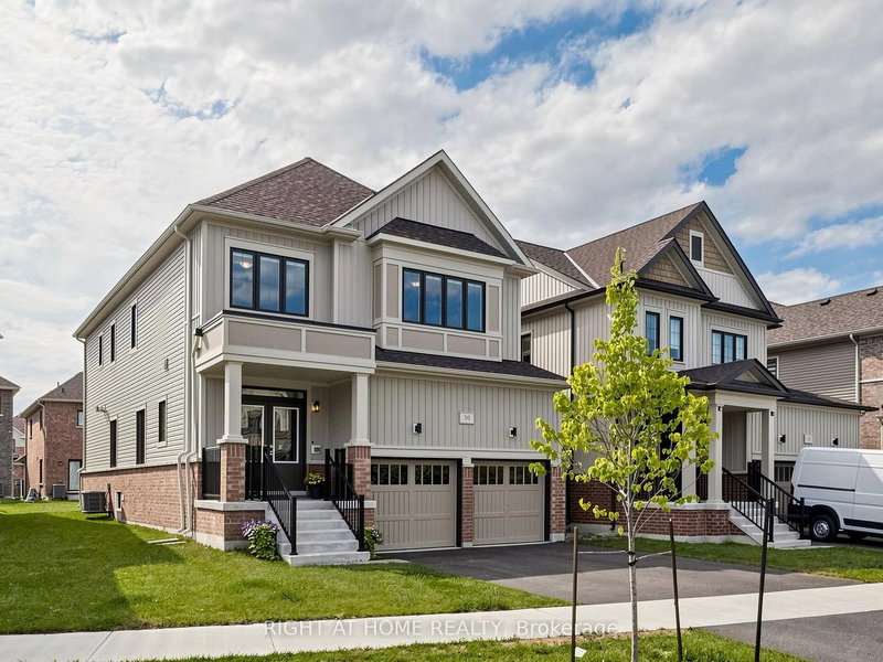 10 George Ellis Dr photo 2