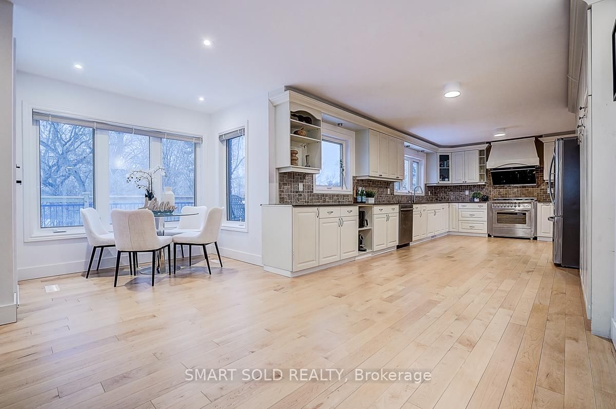 197 Garden Avenue • Richmond Hill, ON photo 19