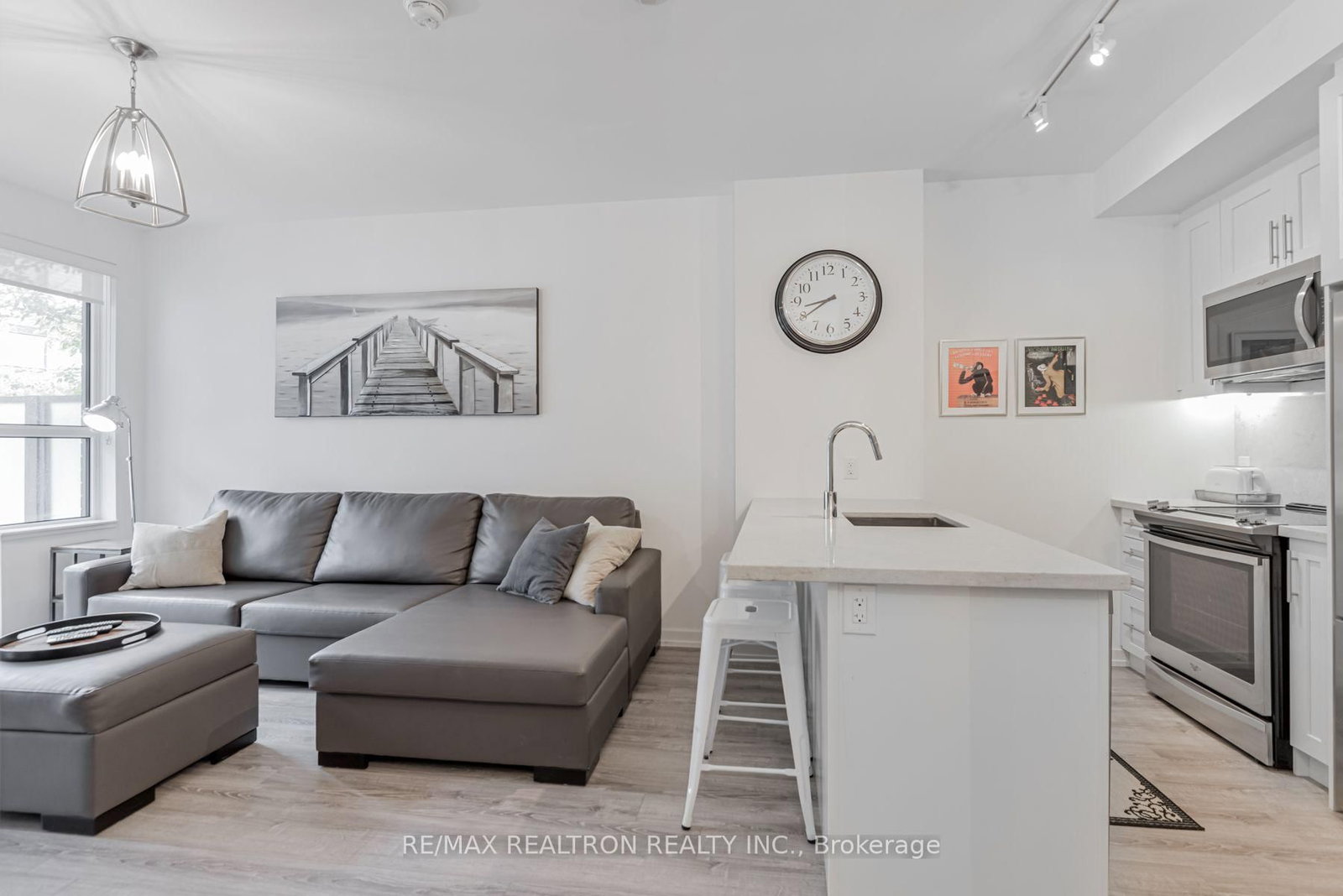 271 Sea Ray Avenue photo 6