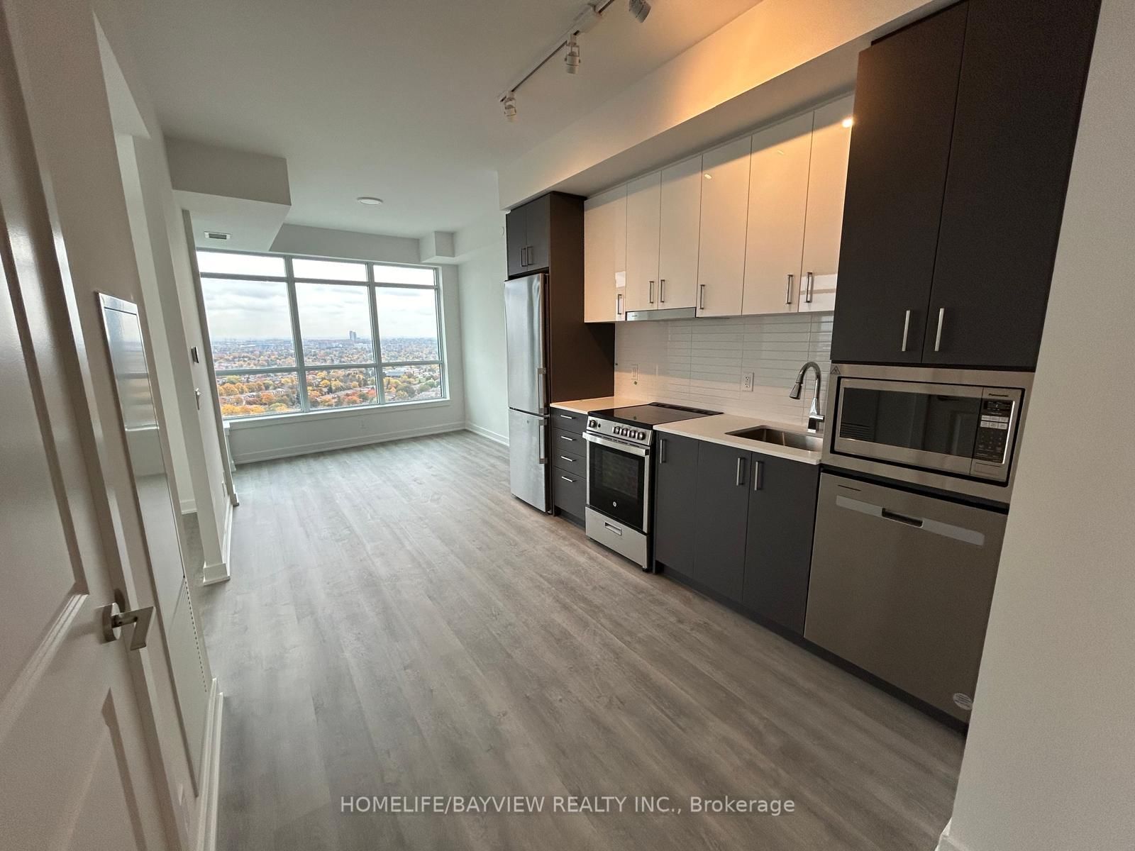 2008-50 Upper Mall Way, Vaughan, view 10