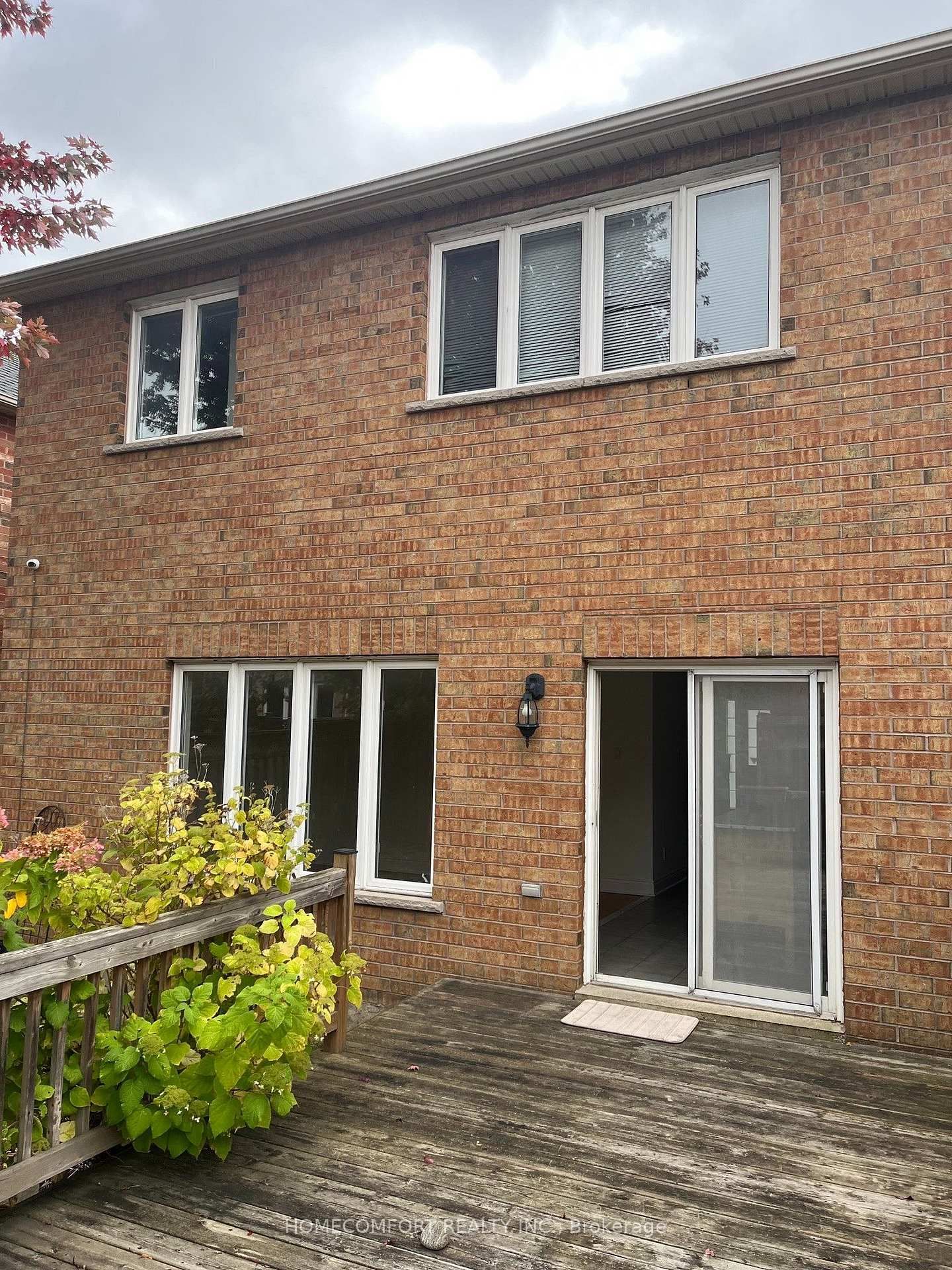 22 Amparo Dr, Vaughan, view 8