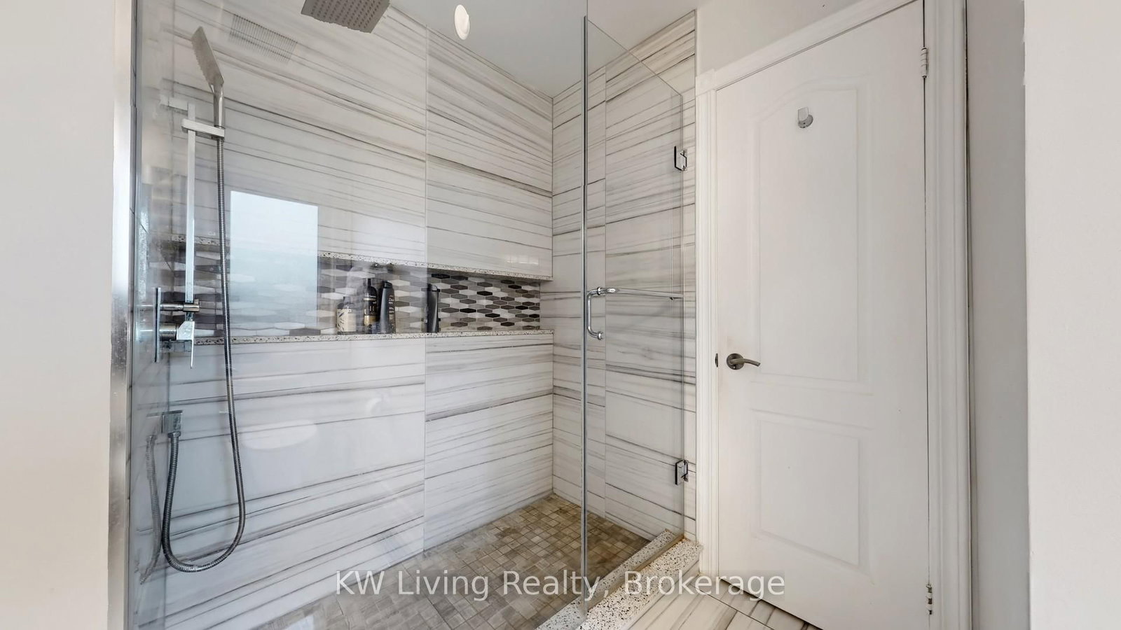19 Spadina Road • Richmond Hill, ON photo 36