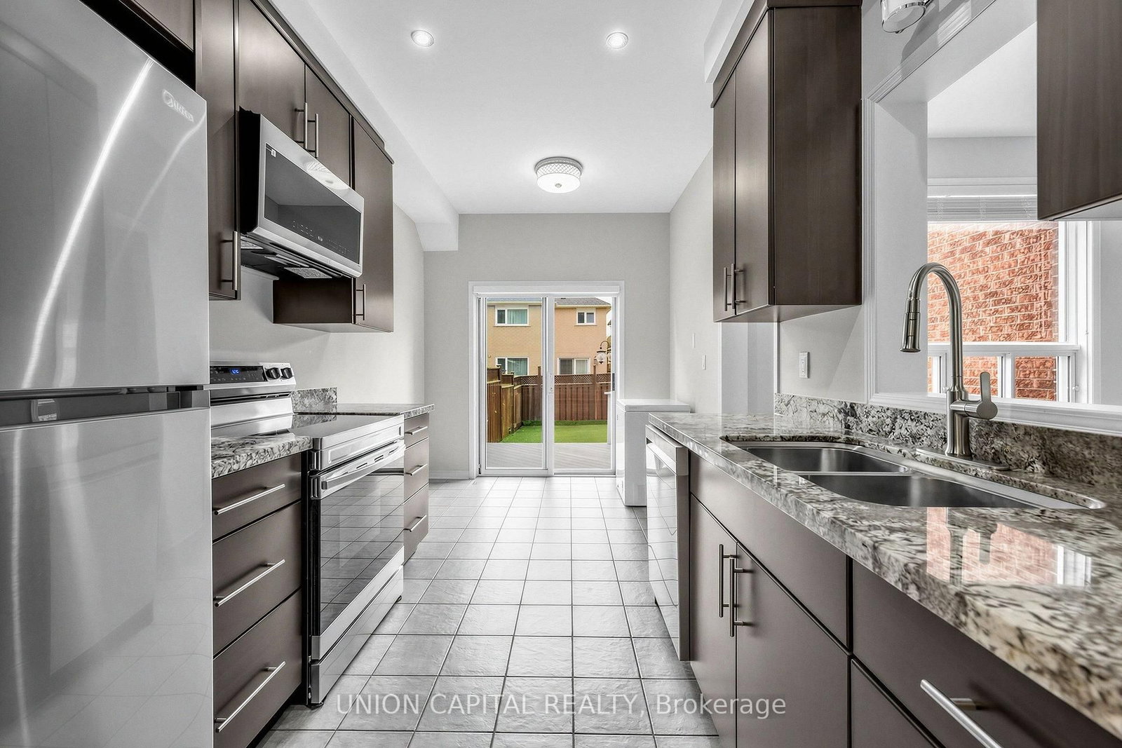 54 Maple Meadows Lane, Vaughan, view 14