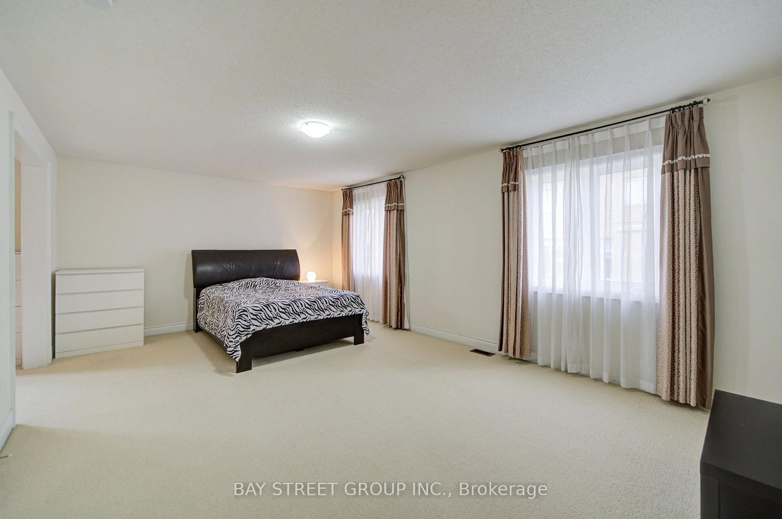 30 Ben Sinclair Avenue • East Gwillimbury, ON photo 20