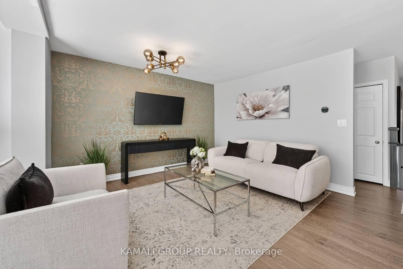 61 Lawnwood Court • Richmond Hill, ON photo 19