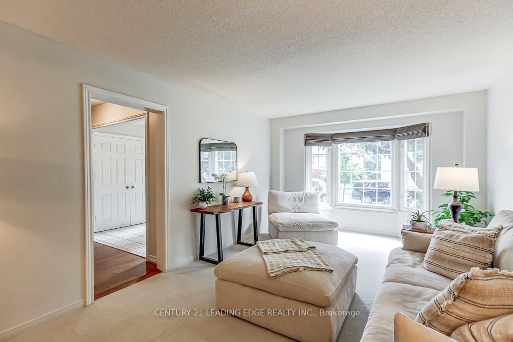 128 Reeve Drive • Markham, ON photo 10