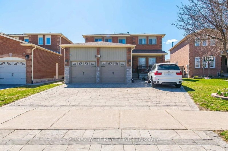 131 Bernard Ave photo 1