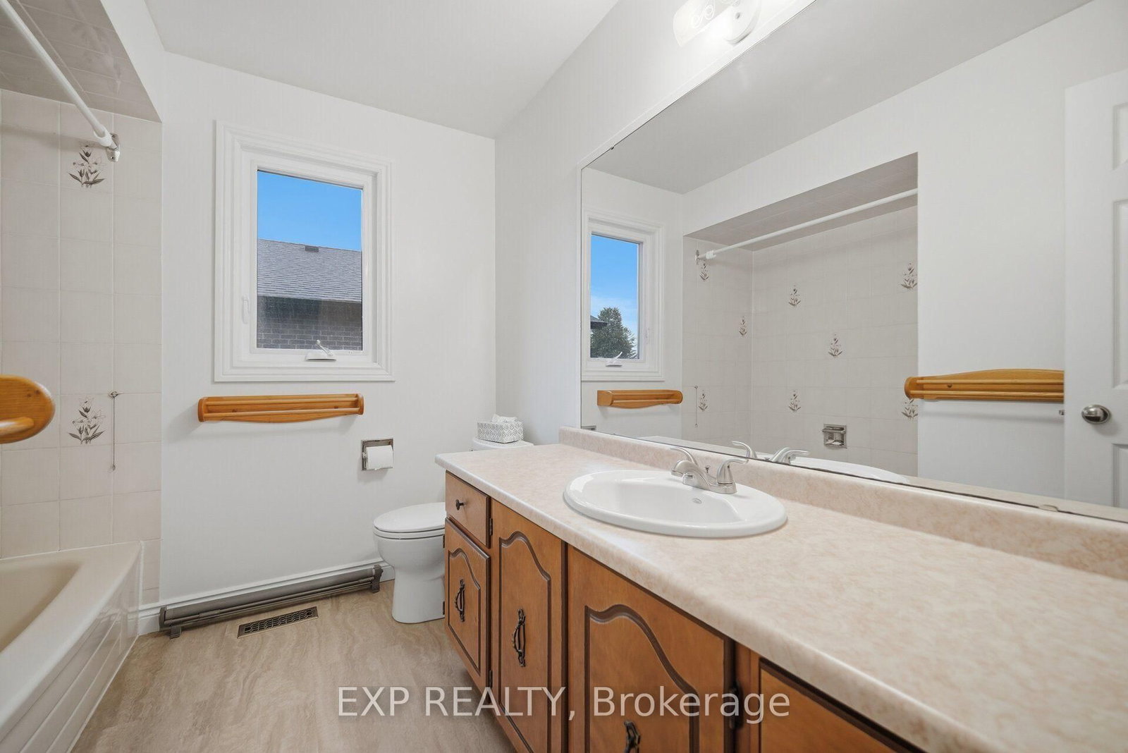 20 Devlin Place • Aurora, ON photo 20