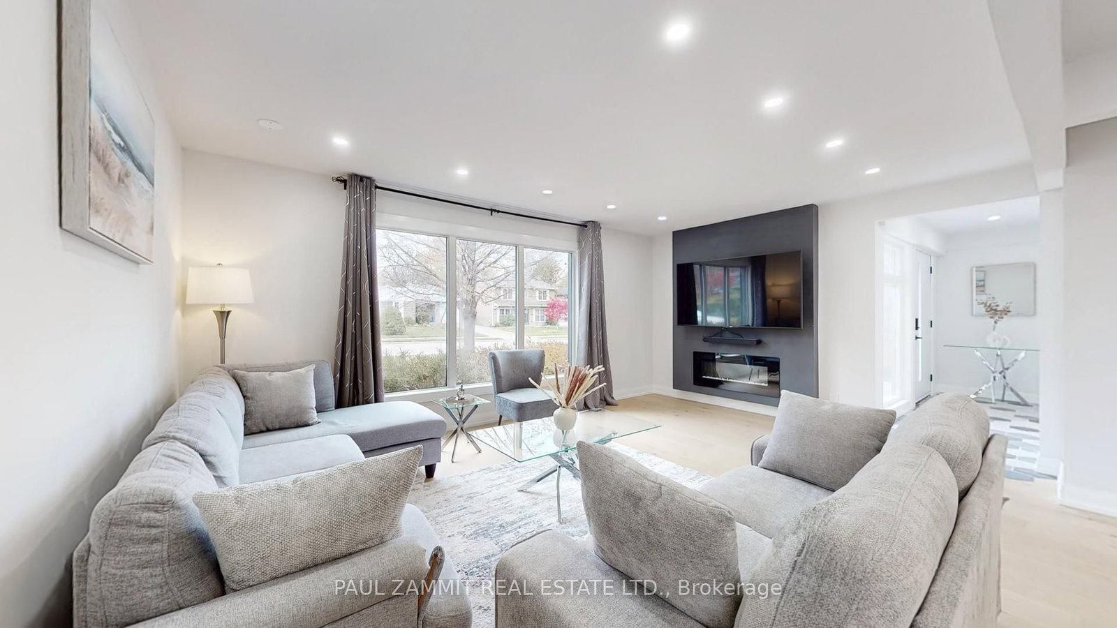 31 Henderson Avenue • Markham, ON photo 6