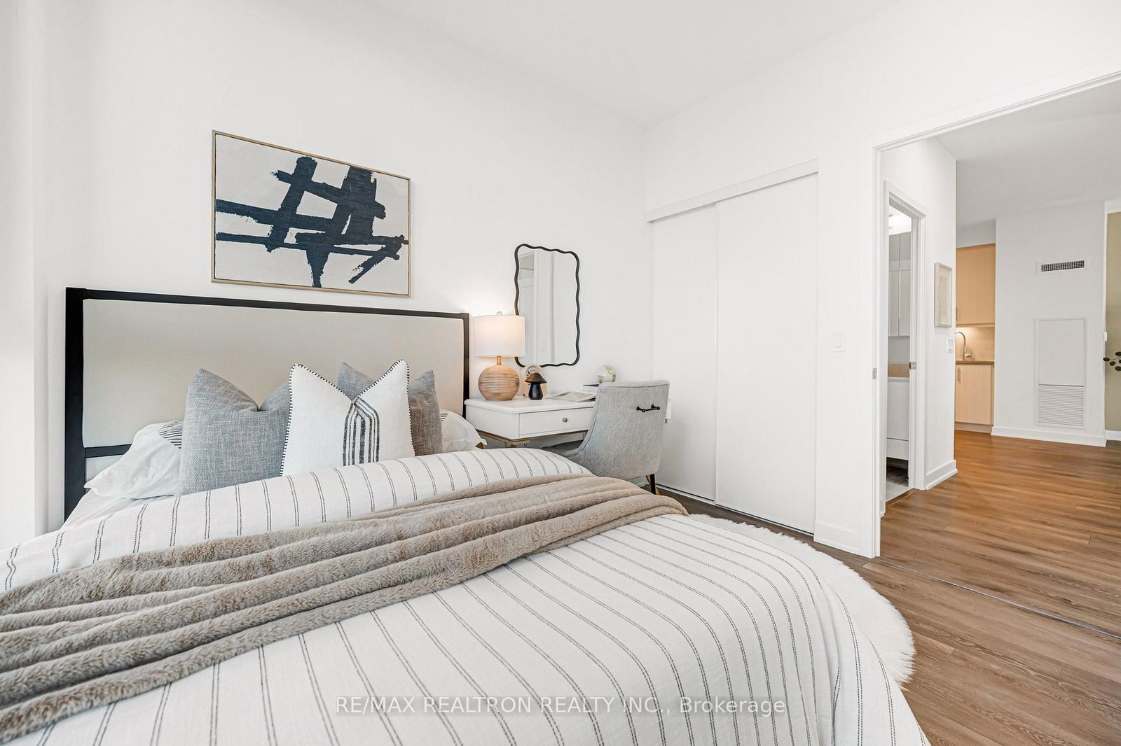 105 Oneida Crescent • #1005 • Richmond Hill, ON photo 33