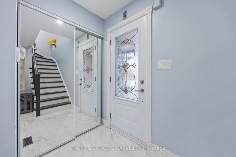 10 Crieff Avenue