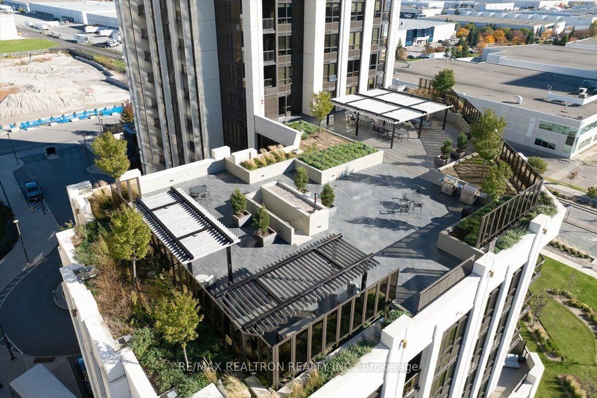 9075 Jane Street • #802 • Vaughan, ON photo 50