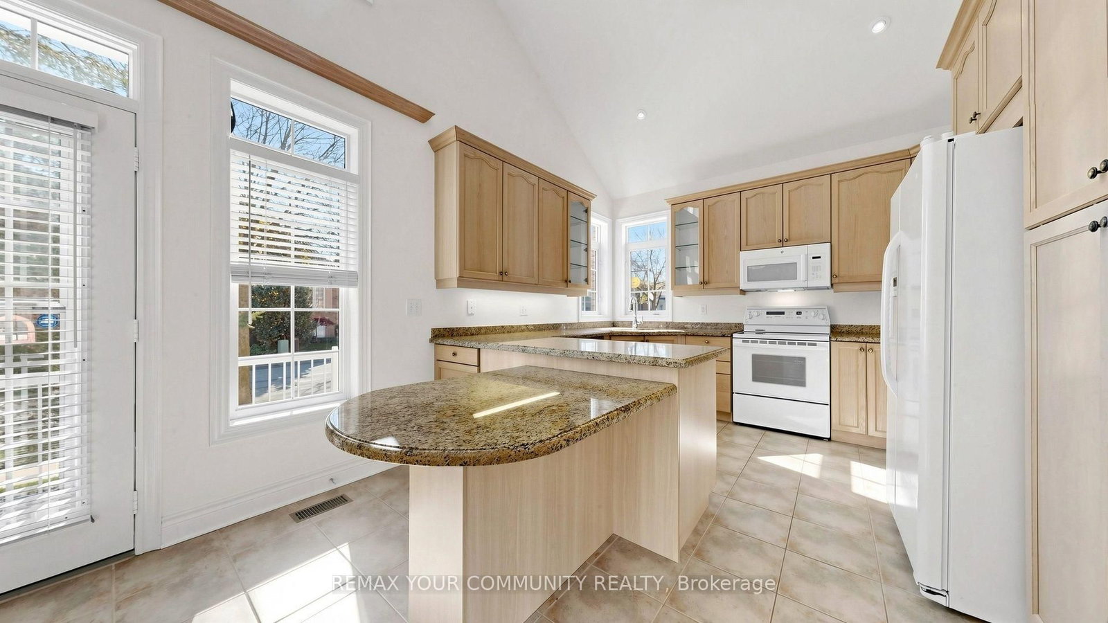 45 Manorwood Drive • Markham, ON photo 15