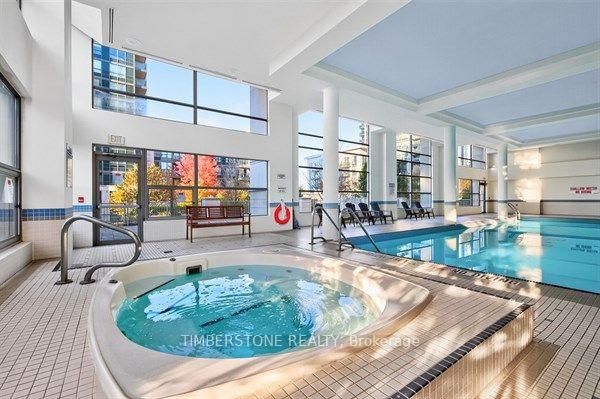 50 Disera Drive • #803 • Vaughan, ON photo 2