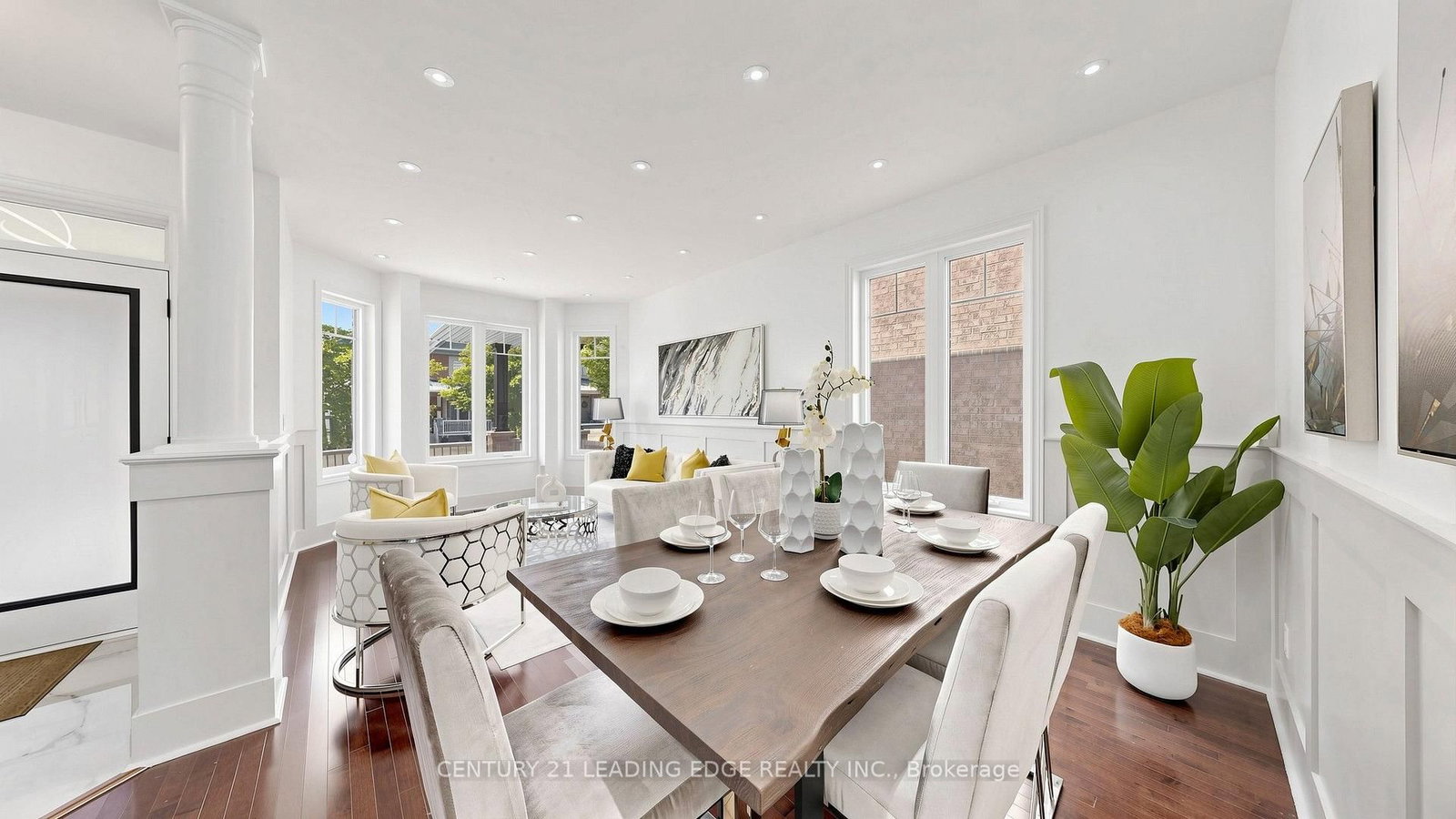 7 Philips Lake Court • Richmond Hill, ON photo 9