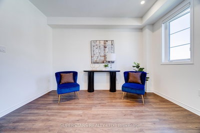 241 Rustle Woods Avenue • Markham, ON photo 6