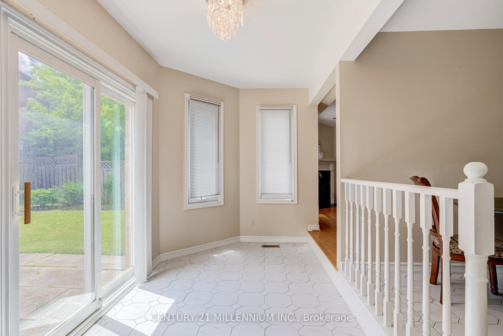50 Piccadilly Road • Richmond Hill, ON photo 22