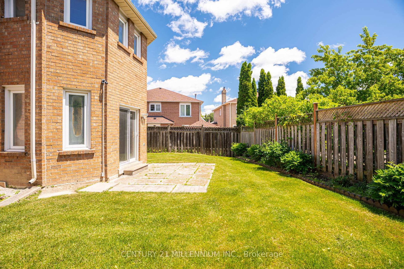 50 Piccadilly Road • Richmond Hill, ON photo 42