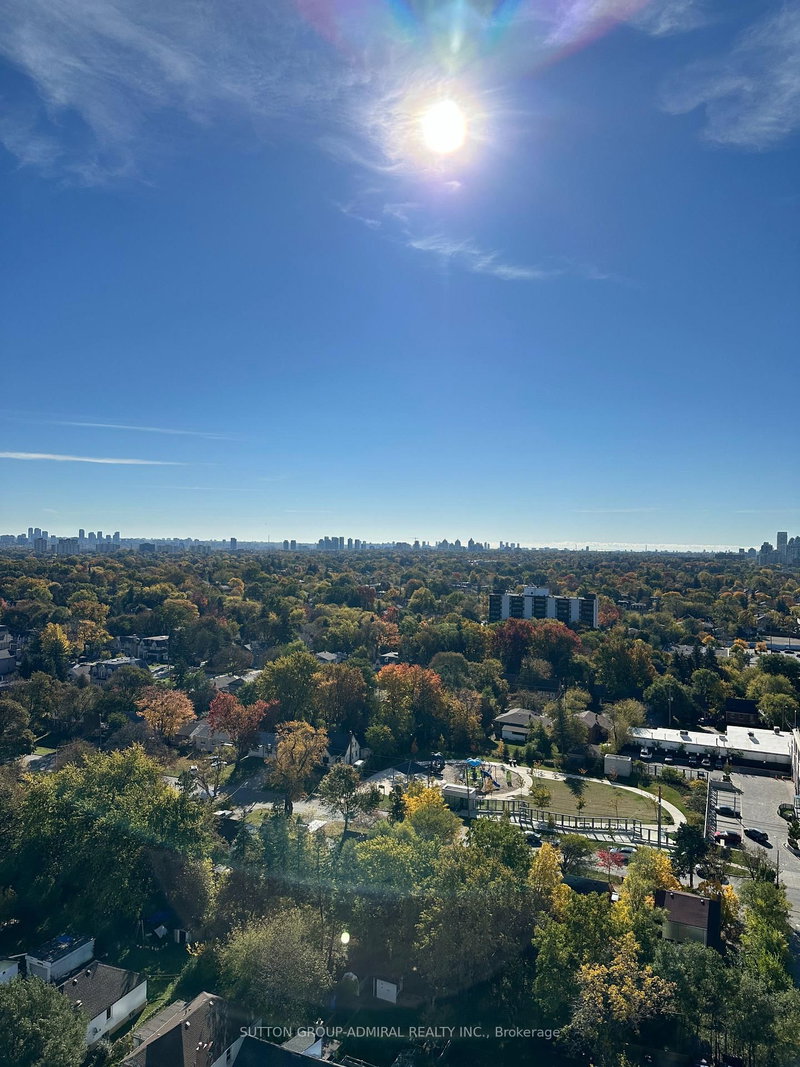 1728 - 7161 Yonge Street